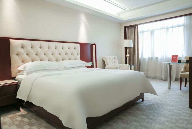 Hotel Ramada Shenzhen Baoan