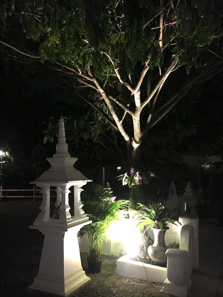 Hotel Radateeree Resort