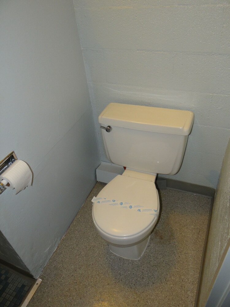 Motel Economy Inn Corning