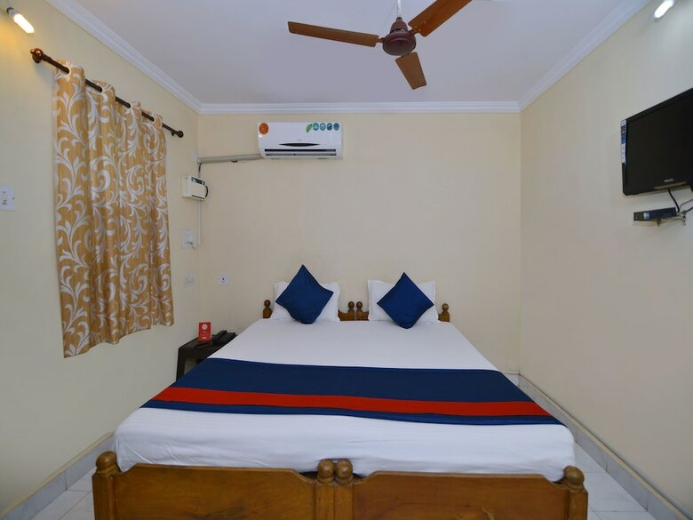 Hotel Oyo 7288 Traveller Guest House