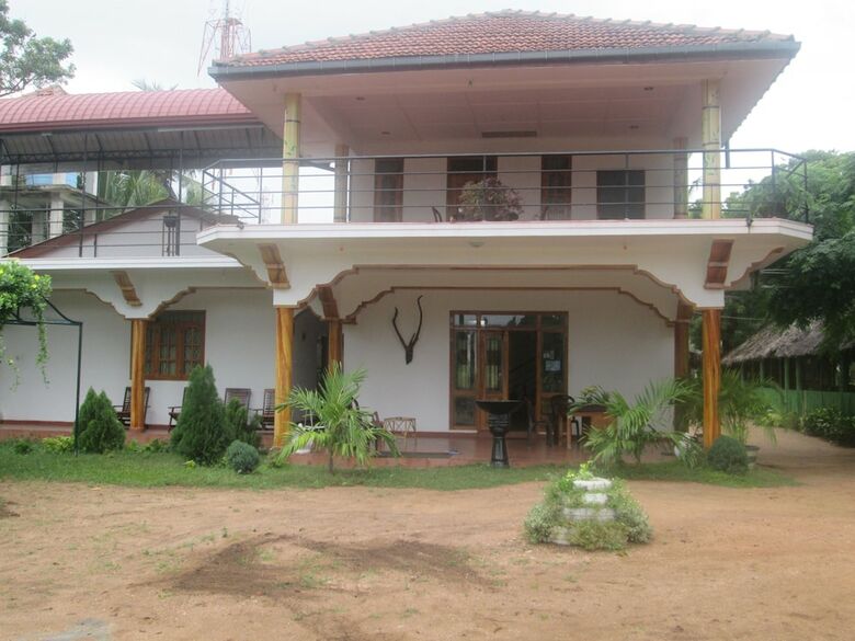 Hotel Thirumalai Park