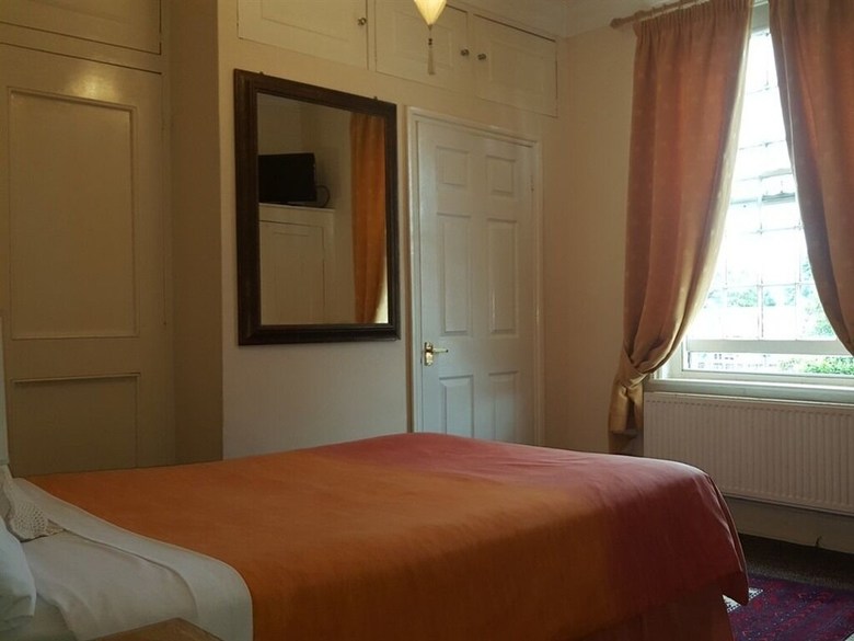 Hotel Albany Guest House