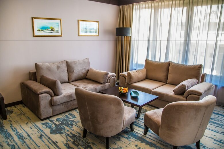 Malak Regency Hotel