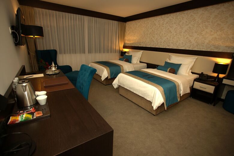 Malak Regency Hotel