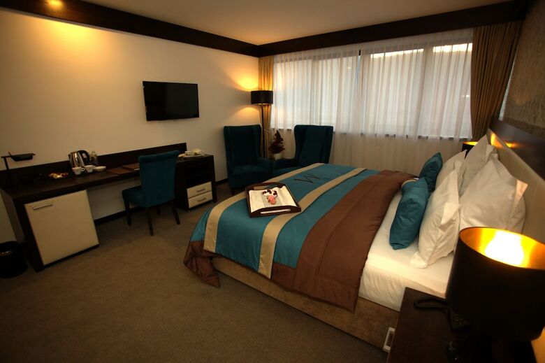 Malak Regency Hotel