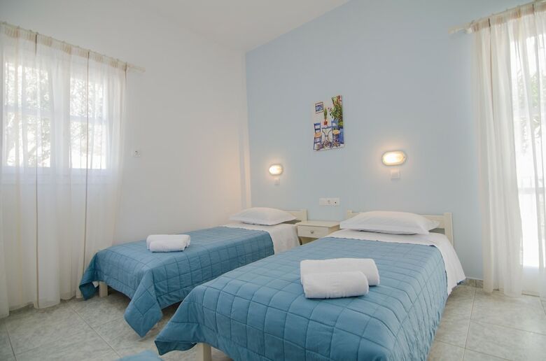 Hotel Athena Rooms