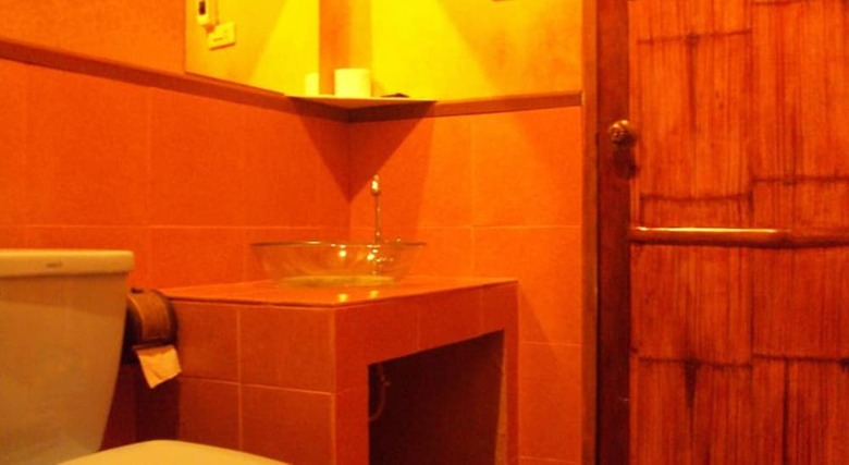 Hotel Akha River House