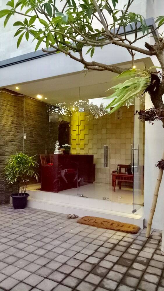 Hotel Pondok Adi
