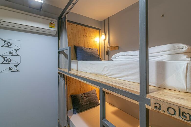 Hostal Plubpla Hostel