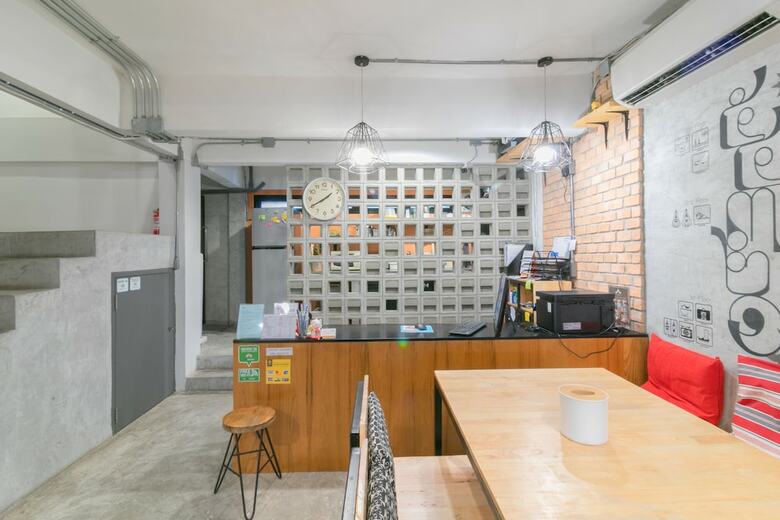 Hostal Plubpla Hostel
