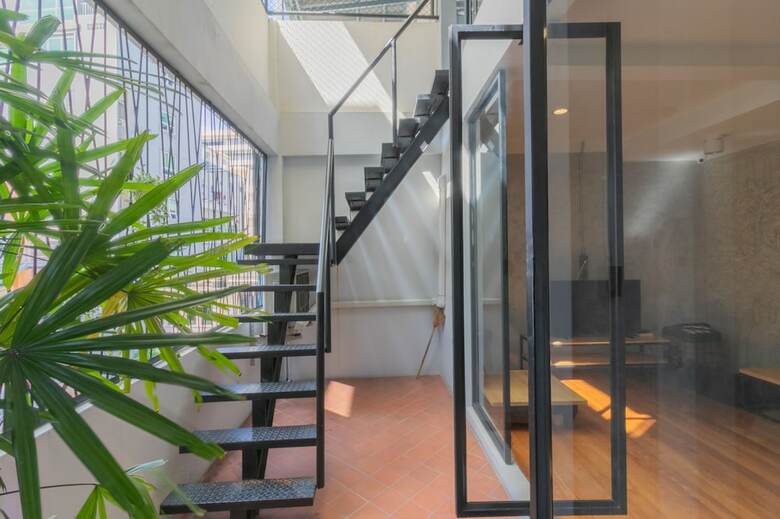 Hostal Plubpla Hostel