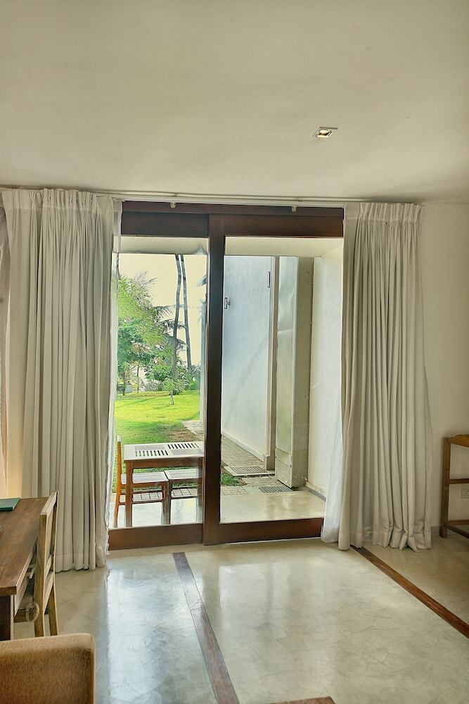 Hotel R Degrees - Ambalangoda