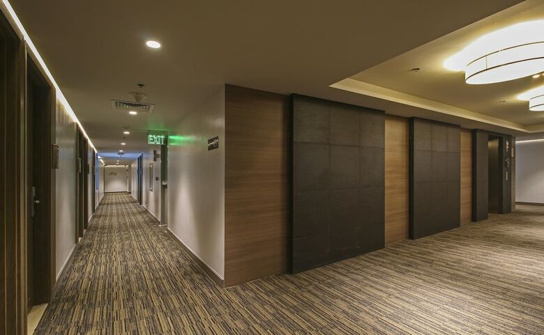 Hotel The Mini Suites - Eton Tower Makati