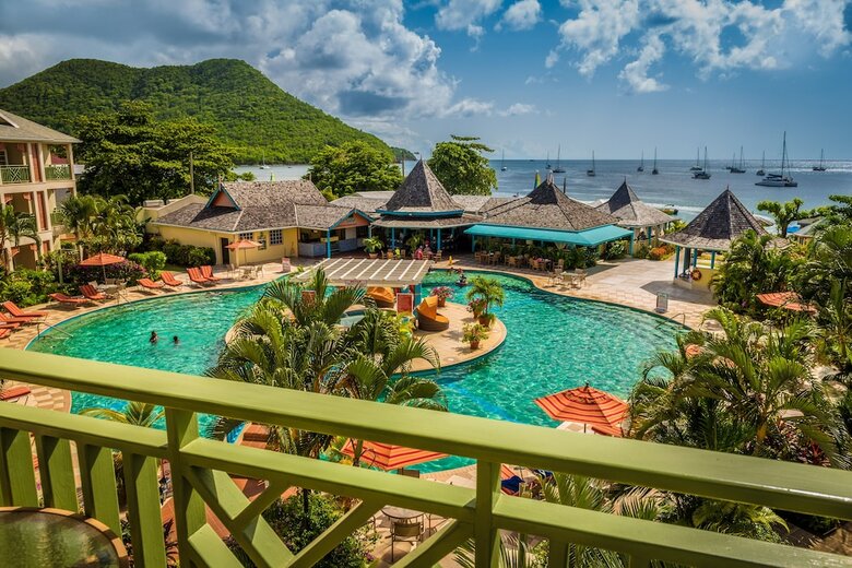 Hotel Bay Gardens Beach Resort