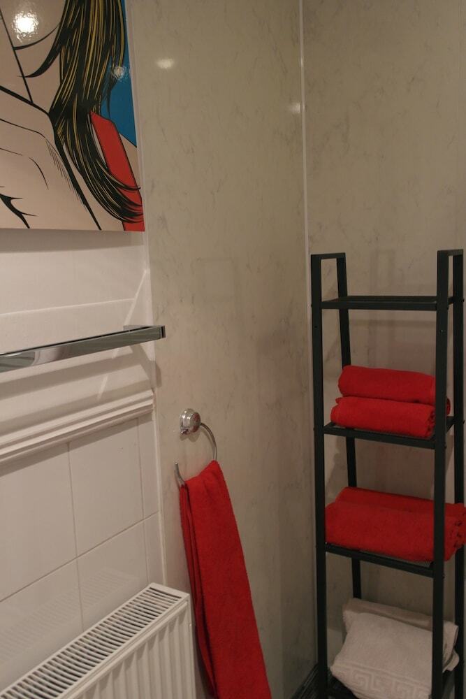 Robert The Bruce Apartment