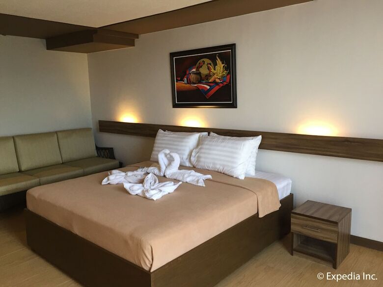 Leope Hotel