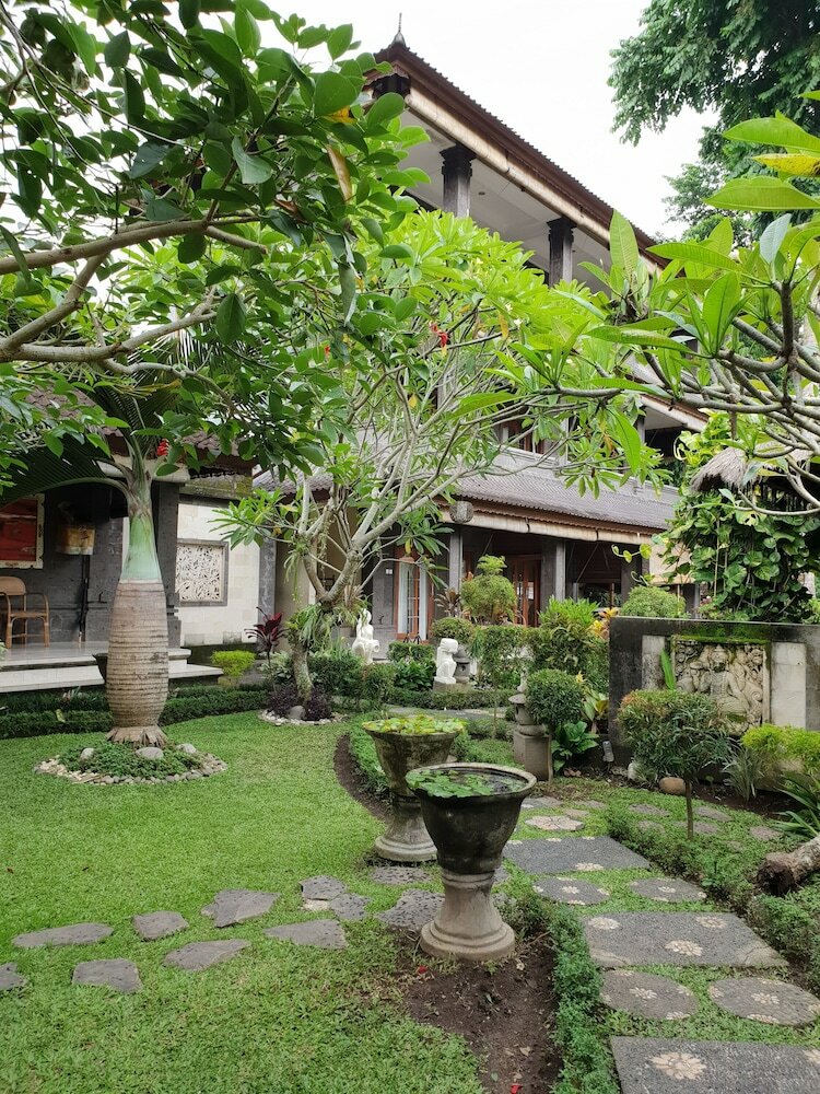 Hotel Liyer House
