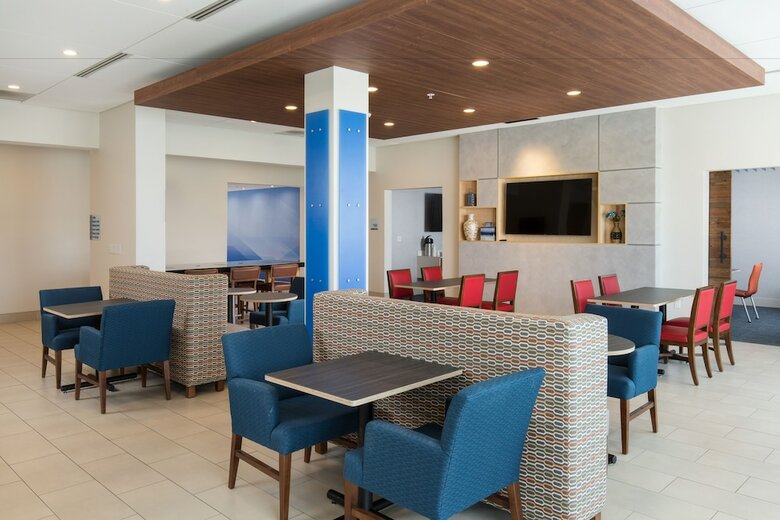 Hotel Holiday Inn Express Visalia