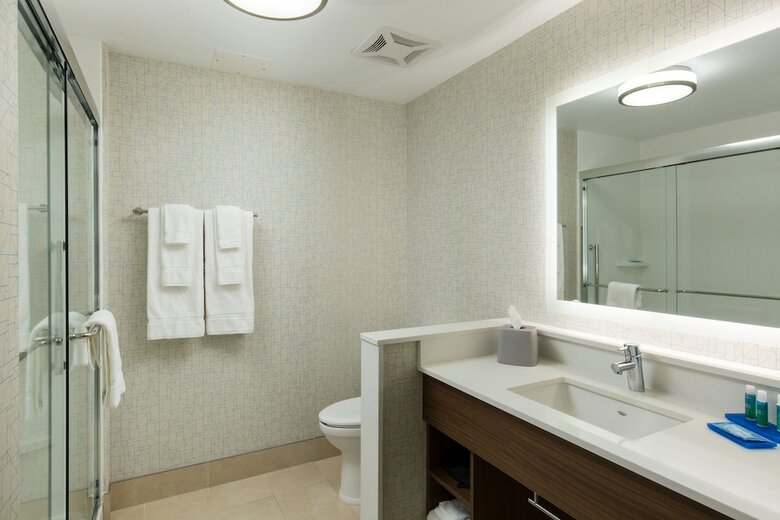 Hotel Holiday Inn Express Visalia