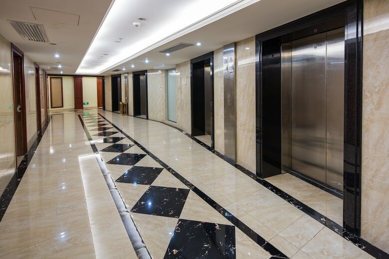 Grand Eastern International Apartment