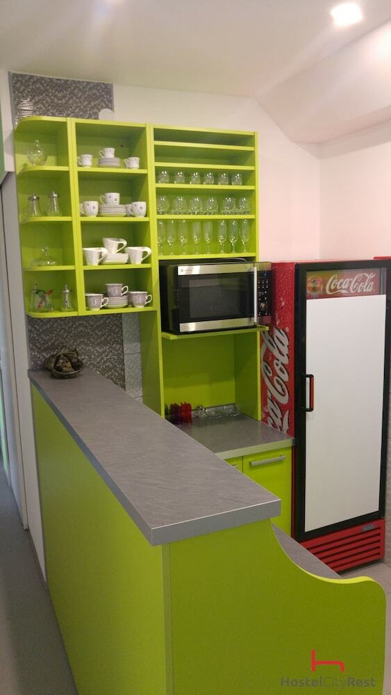 Hostal Hostel City Rest