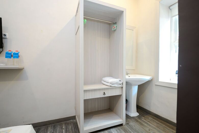 Hotel Airy Alun Alun Malang Basuki Rachmat 1