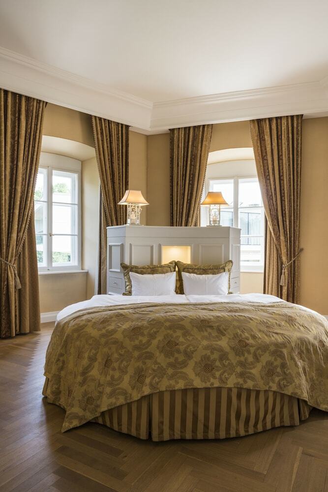 Falkensteiner Schlosshotel Velden