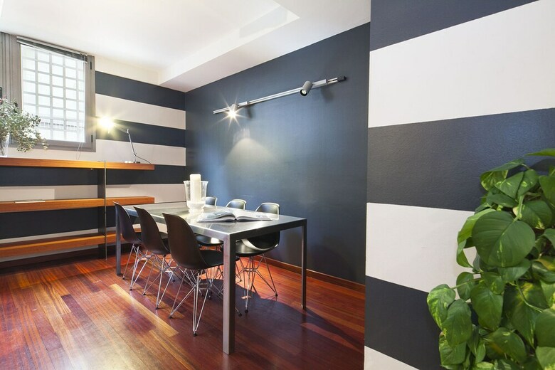 Apartamentos My Space Barcelona Gracia Pool Center