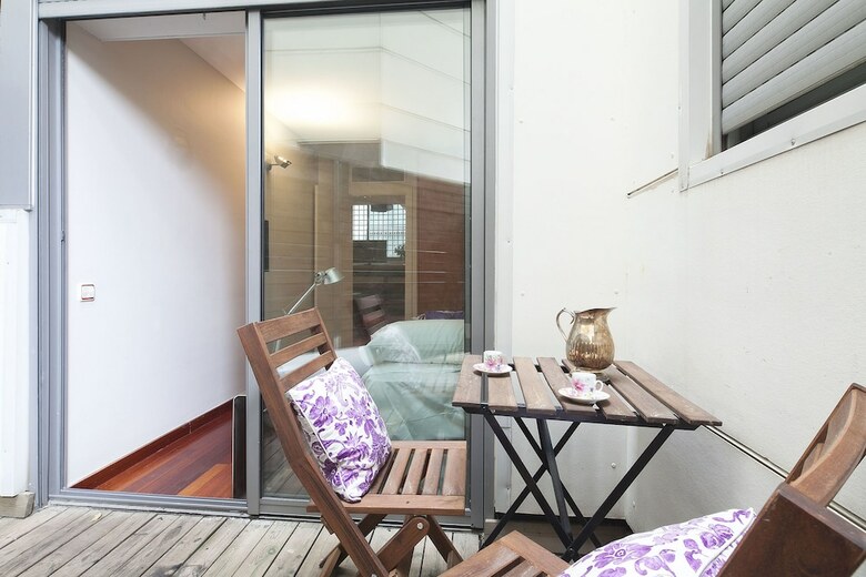 Apartamentos My Space Barcelona Gracia Pool Center