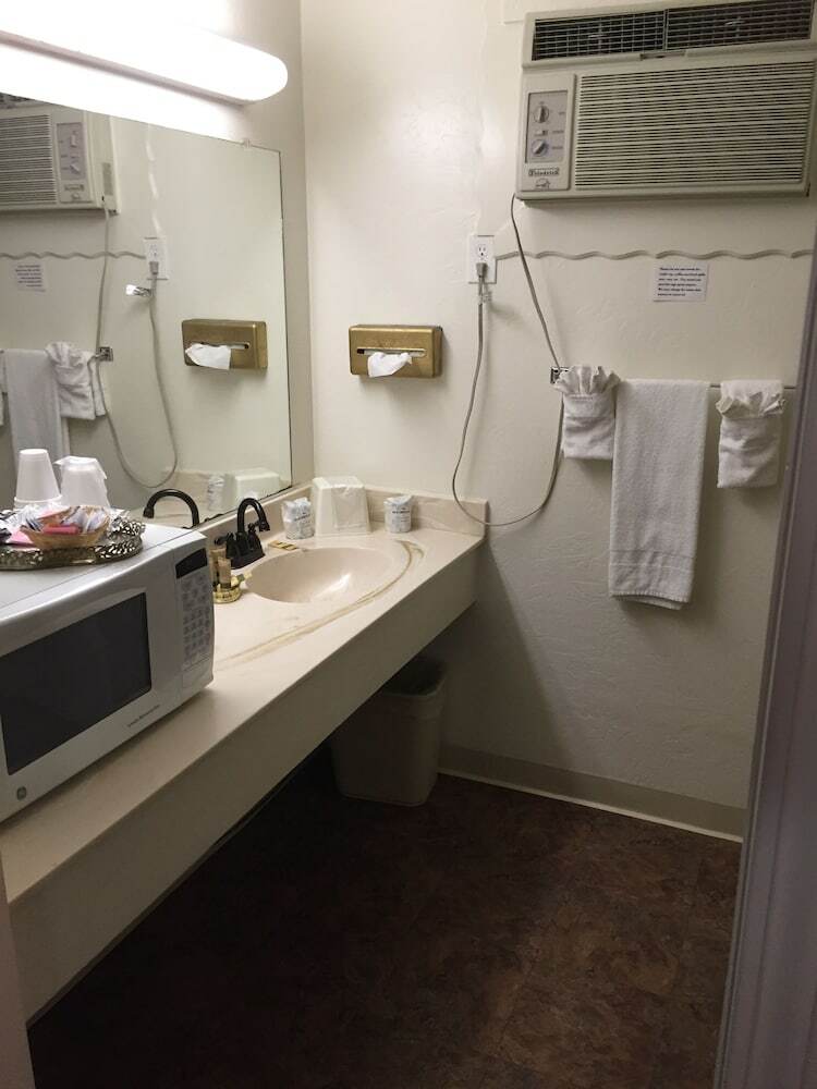 Motel Holiday Lodge