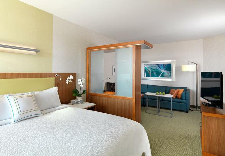 Hotel Springhill Suites By Marriott Miami Doral