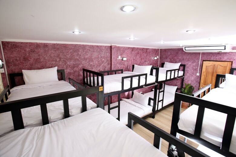 Hostal Thai Cat Hostel Bb Bangkok
