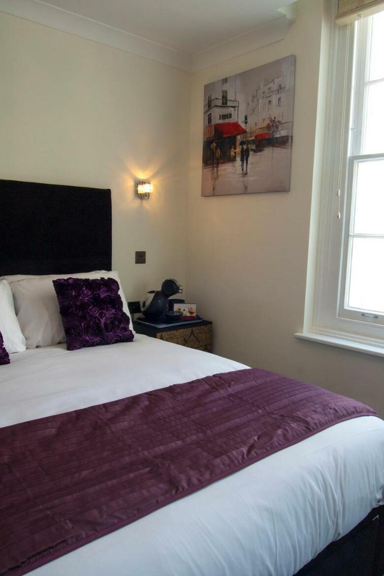 Ship Leopard Boutique Hotel