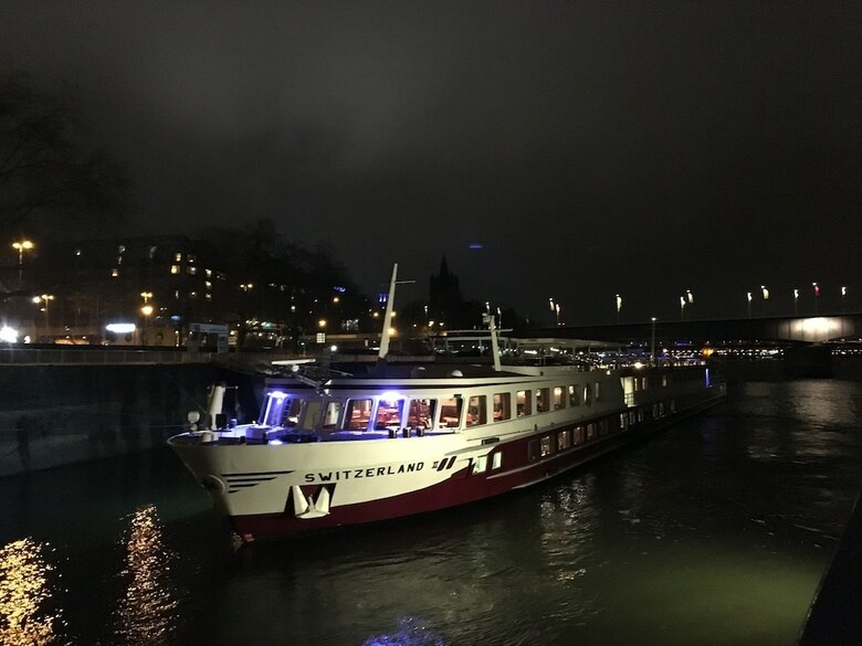 Hotel Knm Ms Switzerland II - D�sseldorf