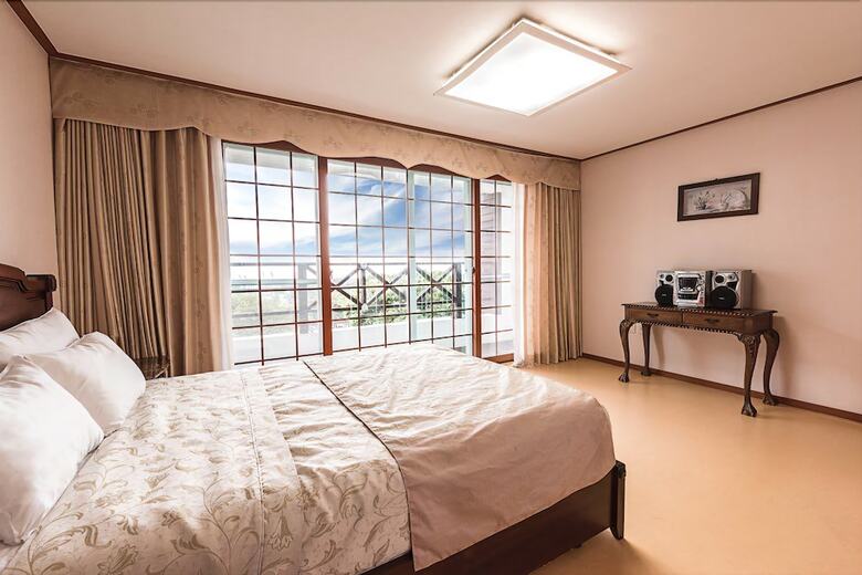 Edo Pension Jeju