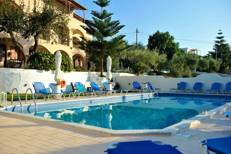 Marina Hotel
