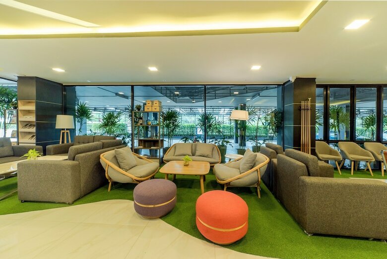 Pause And Play Hotel