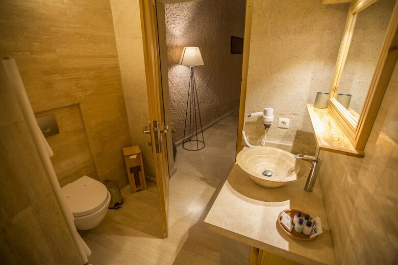 Kistar Cave Hotel