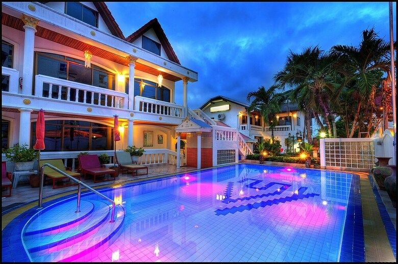 Hotel Villa Oranje Pattaya