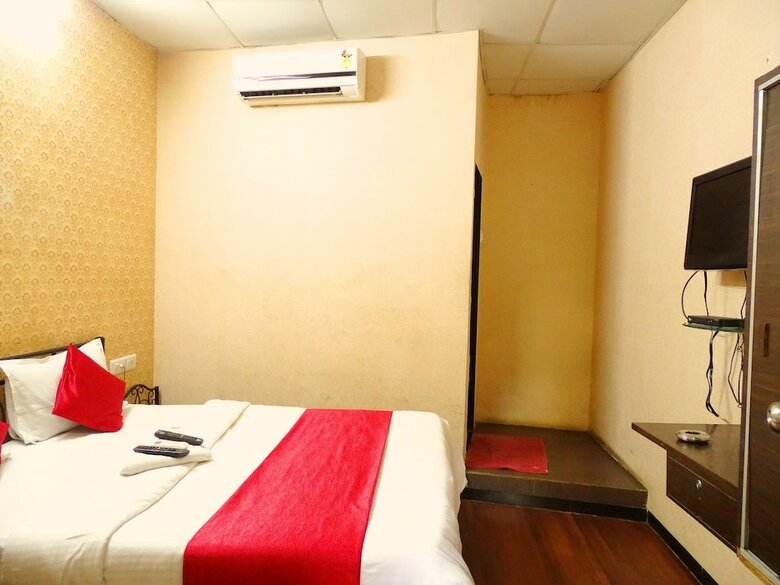 Hotel Star Residency