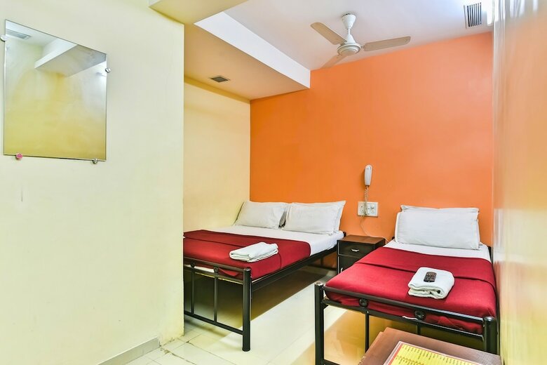 Hotel Decent Guest House