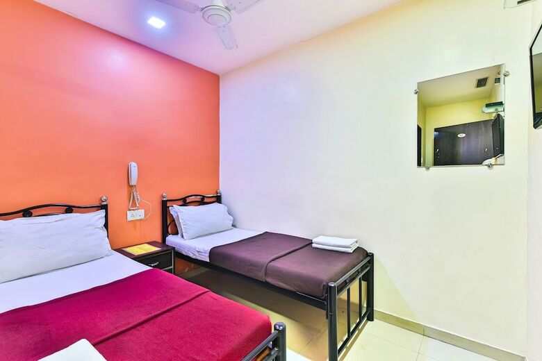 Hotel Decent Guest House