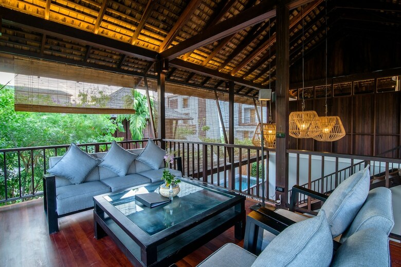 Hotel The Palayana Hua Hin