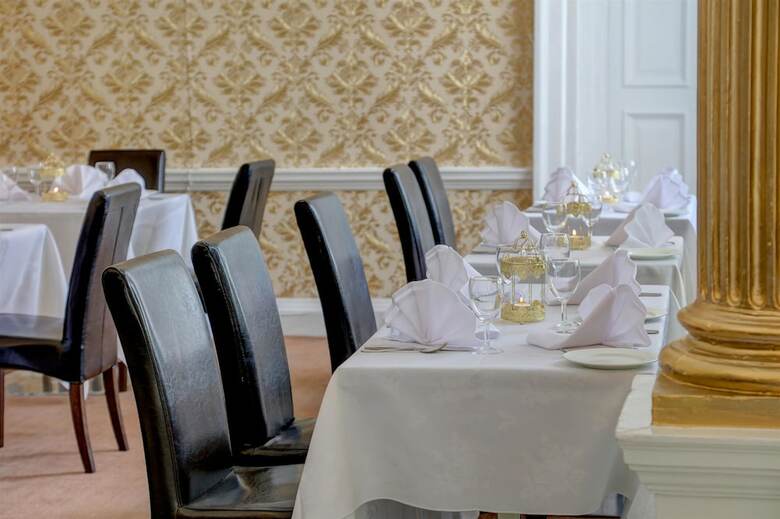 Baylis House Hotel