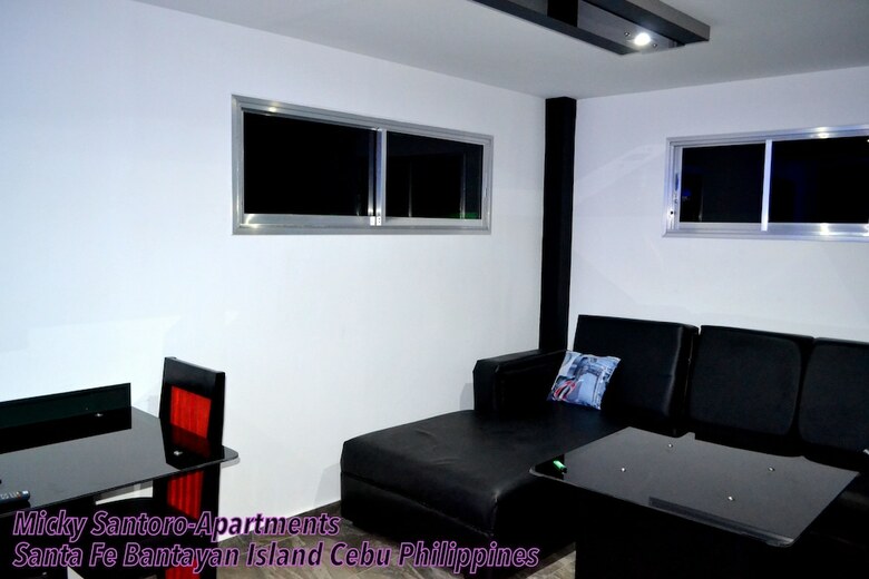 Micky Santoro Apartments