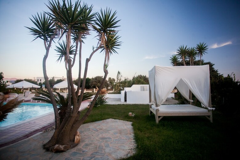 Apartamentos Athina Studios & Suites