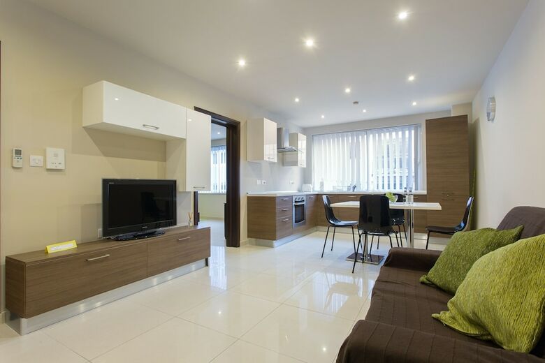 Instyle Aparthotel