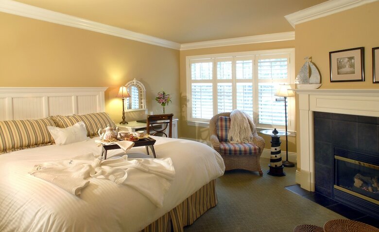 Hotel Harbour House