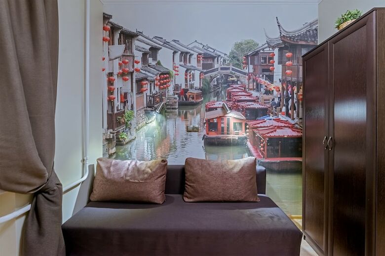 Colorspb Aparthotel New Holland