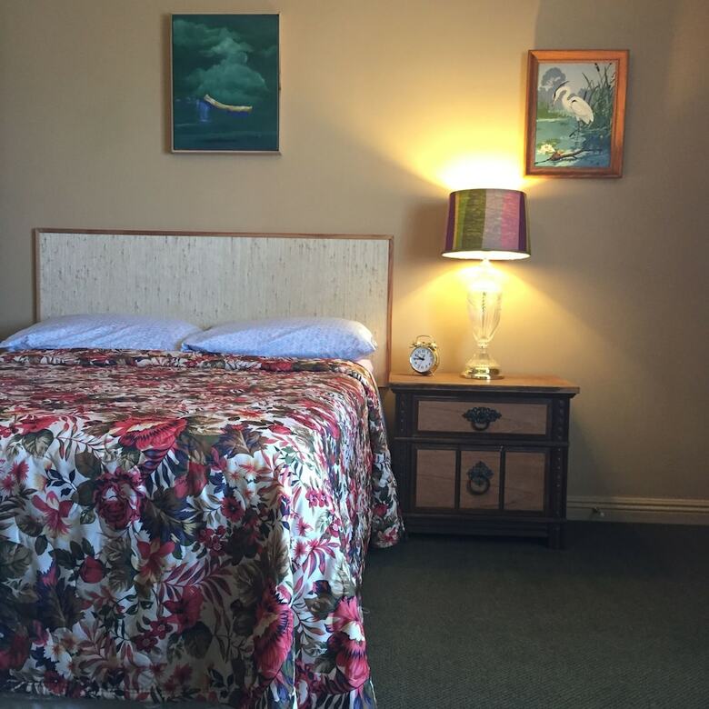 C-vu Motel